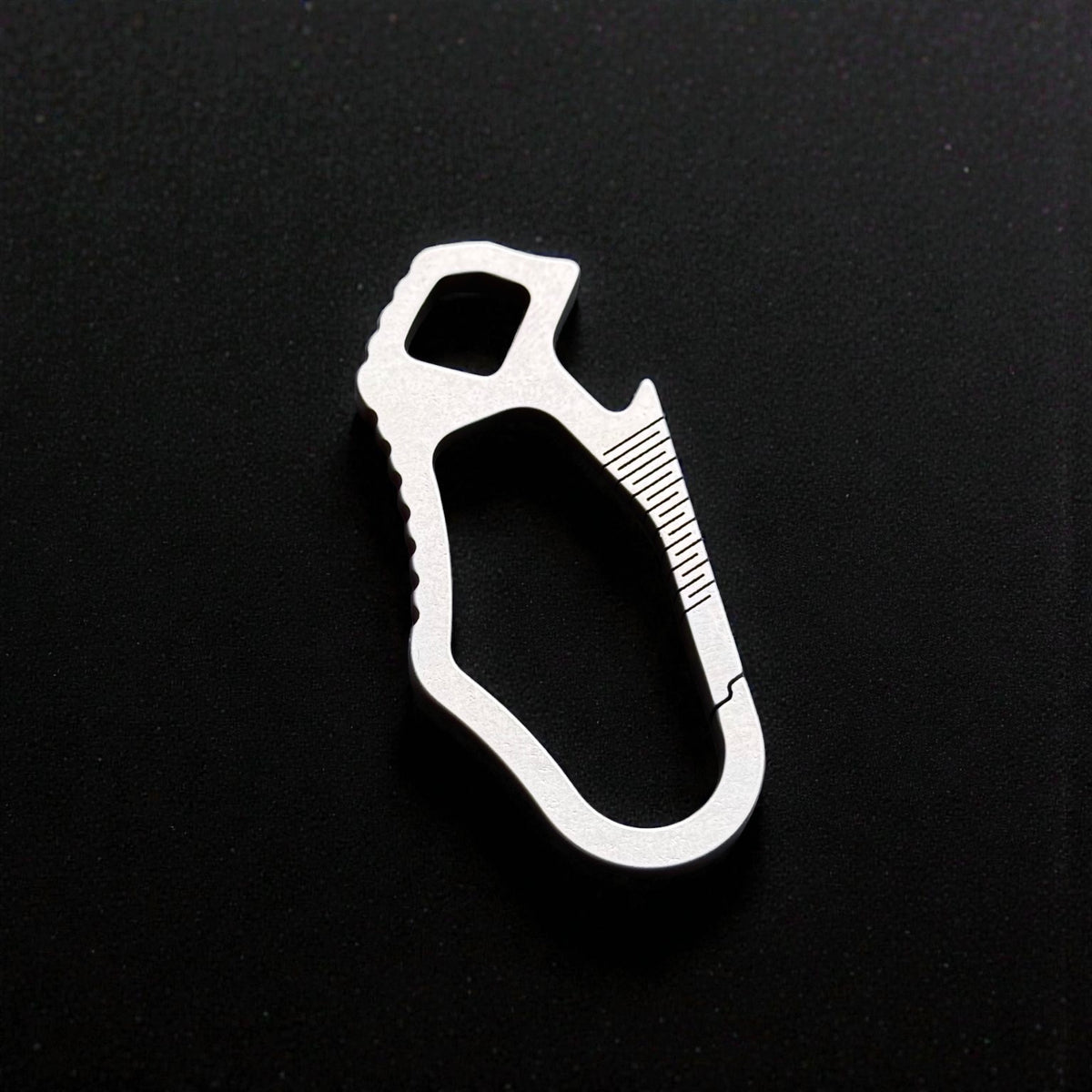 Titanium Keychain Carabiner Clip · 37 mm or 59 mm