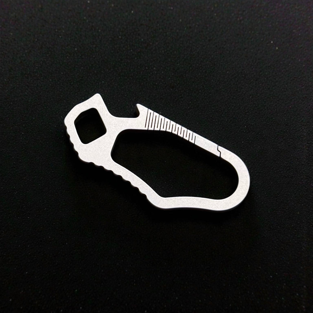 Titanium Keychain Carabiner Clip · 37 mm or 59 mm
