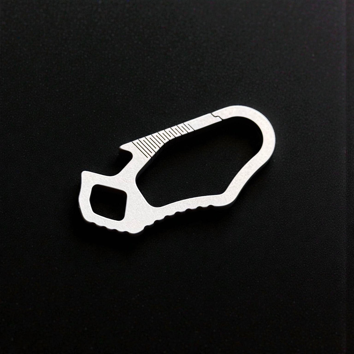 Titanium Keychain Carabiner Clip · 37 mm or 59 mm