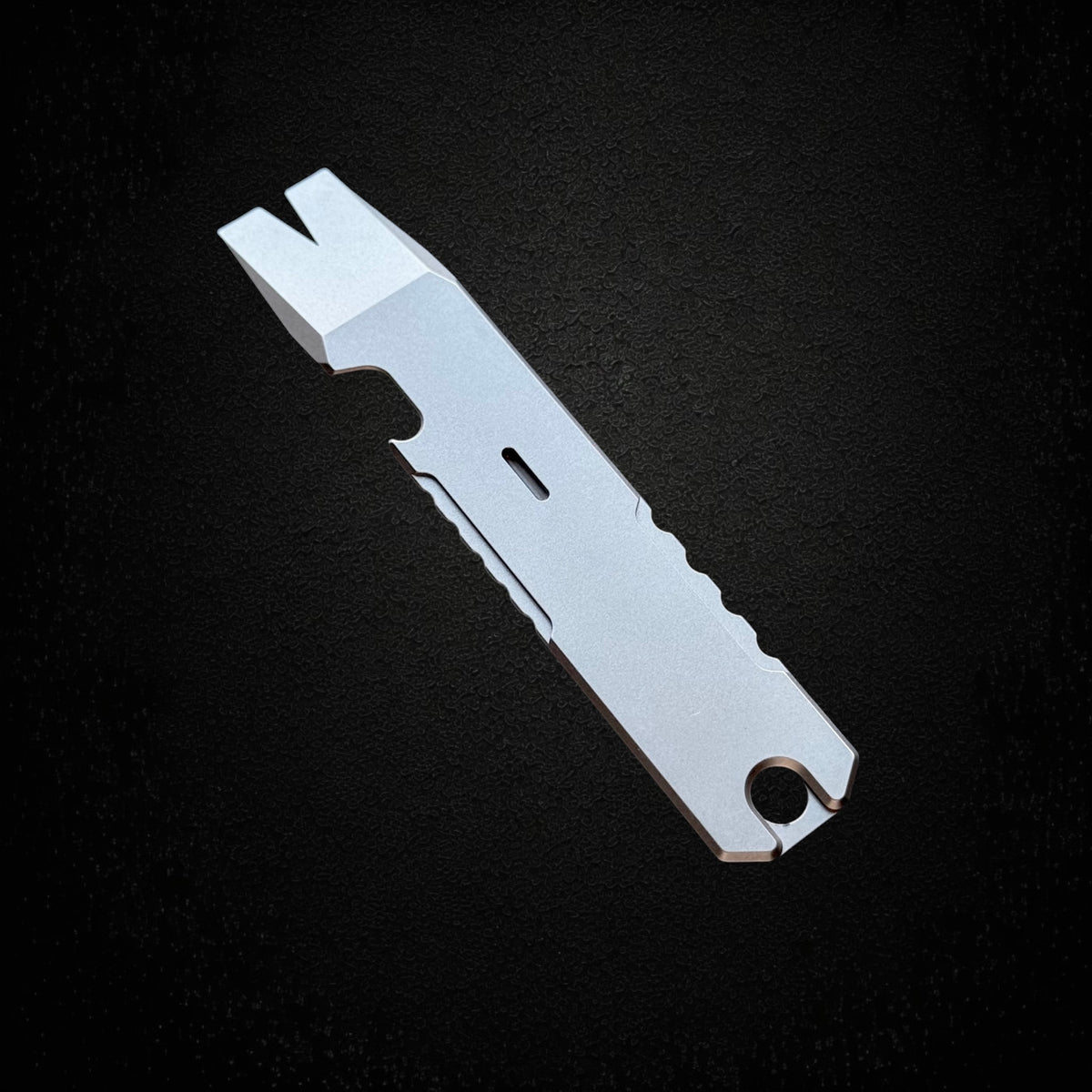 Titanium Pry Bar with Nail Puller, Bottle Opener & Glow Slot · 96 mm