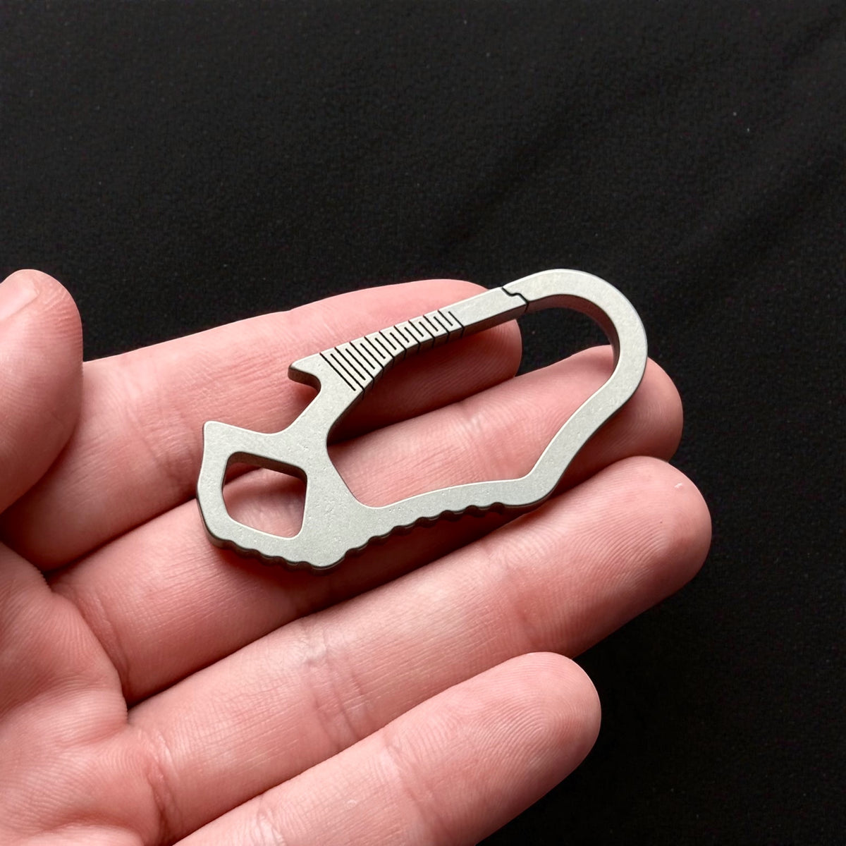Titanium Keychain Carabiner Clip · 37 mm or 59 mm