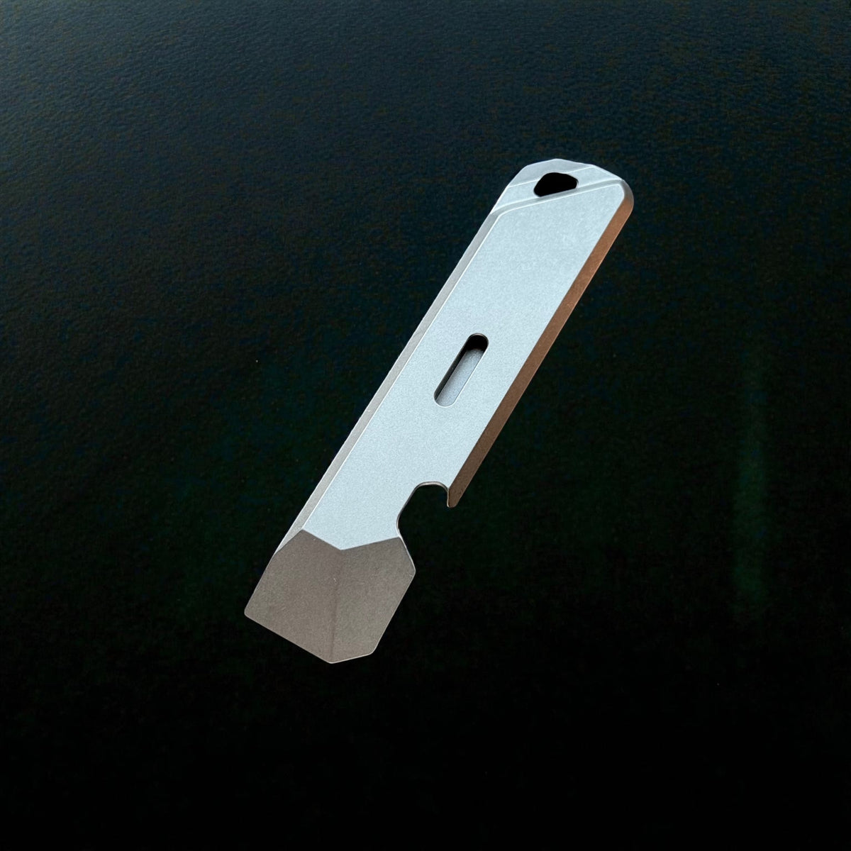Titanium Pocket Crowbar with Nail Puller & Bottle Opener · 115 mm