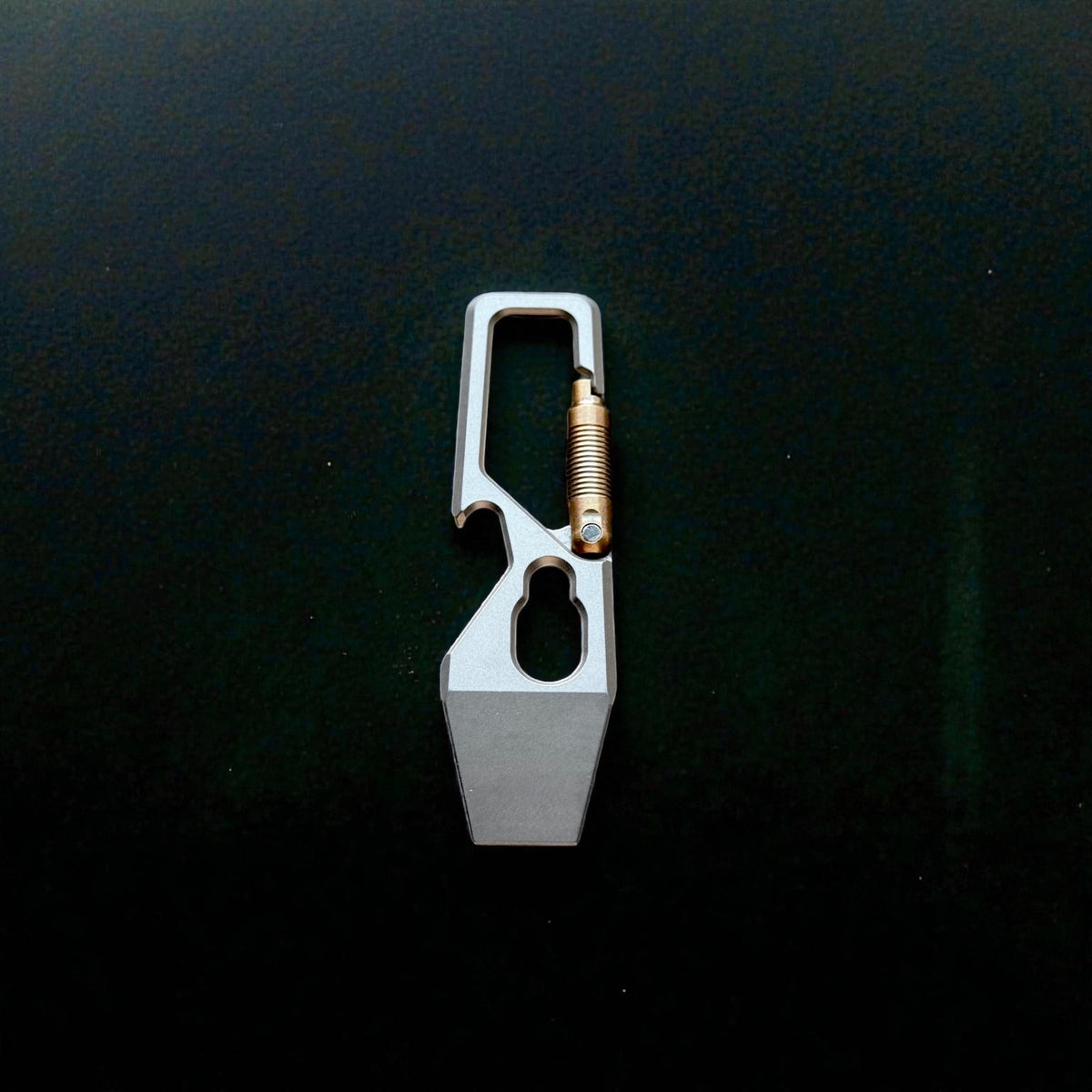 Titanium Carabiner Pry Bar with Bottle Opener & Brass Gate · 60 mm