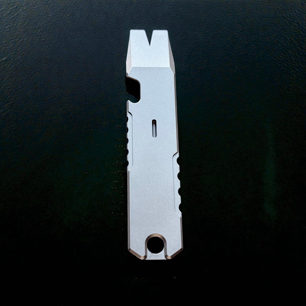 Titanium Pry Bar with Nail Puller, Bottle Opener & Glow Slot · 96 mm