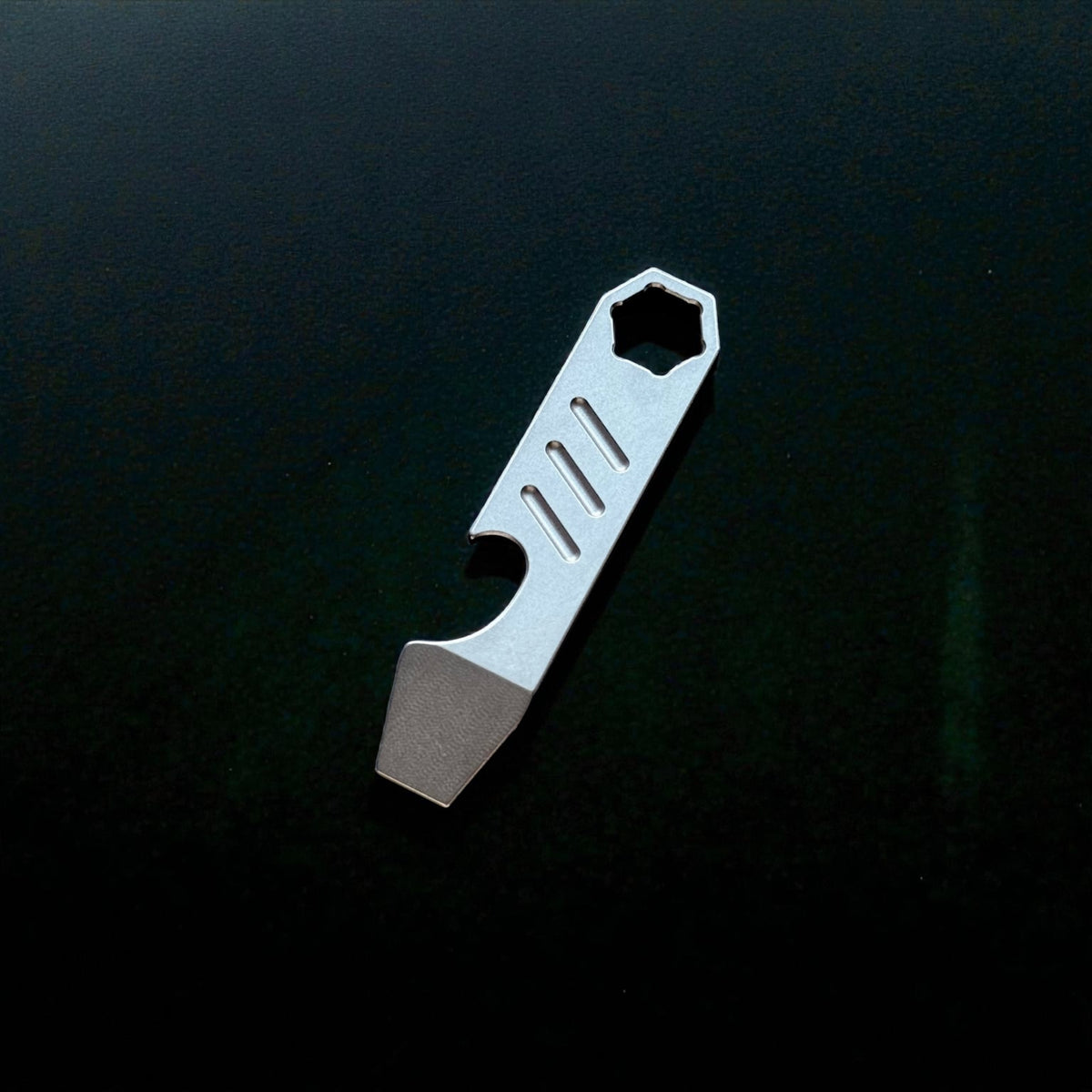 Titanium Mini Pry Bar with Hex Bit Driver & Bottle Opener · 44 mm