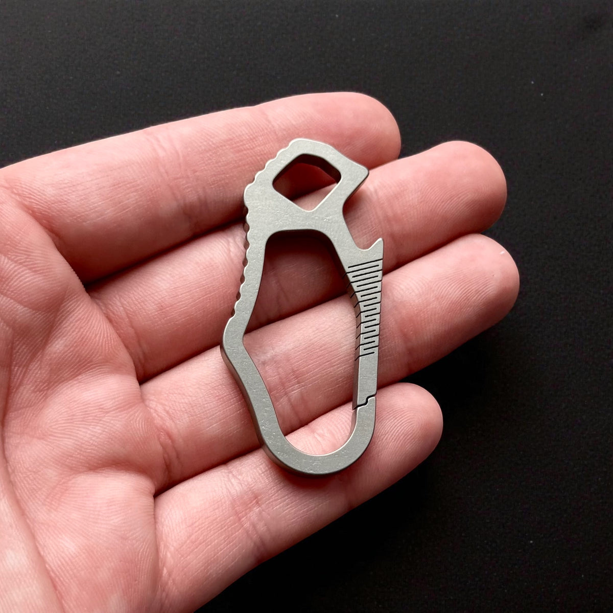 Titanium Keychain Carabiner Clip · 37 mm or 59 mm