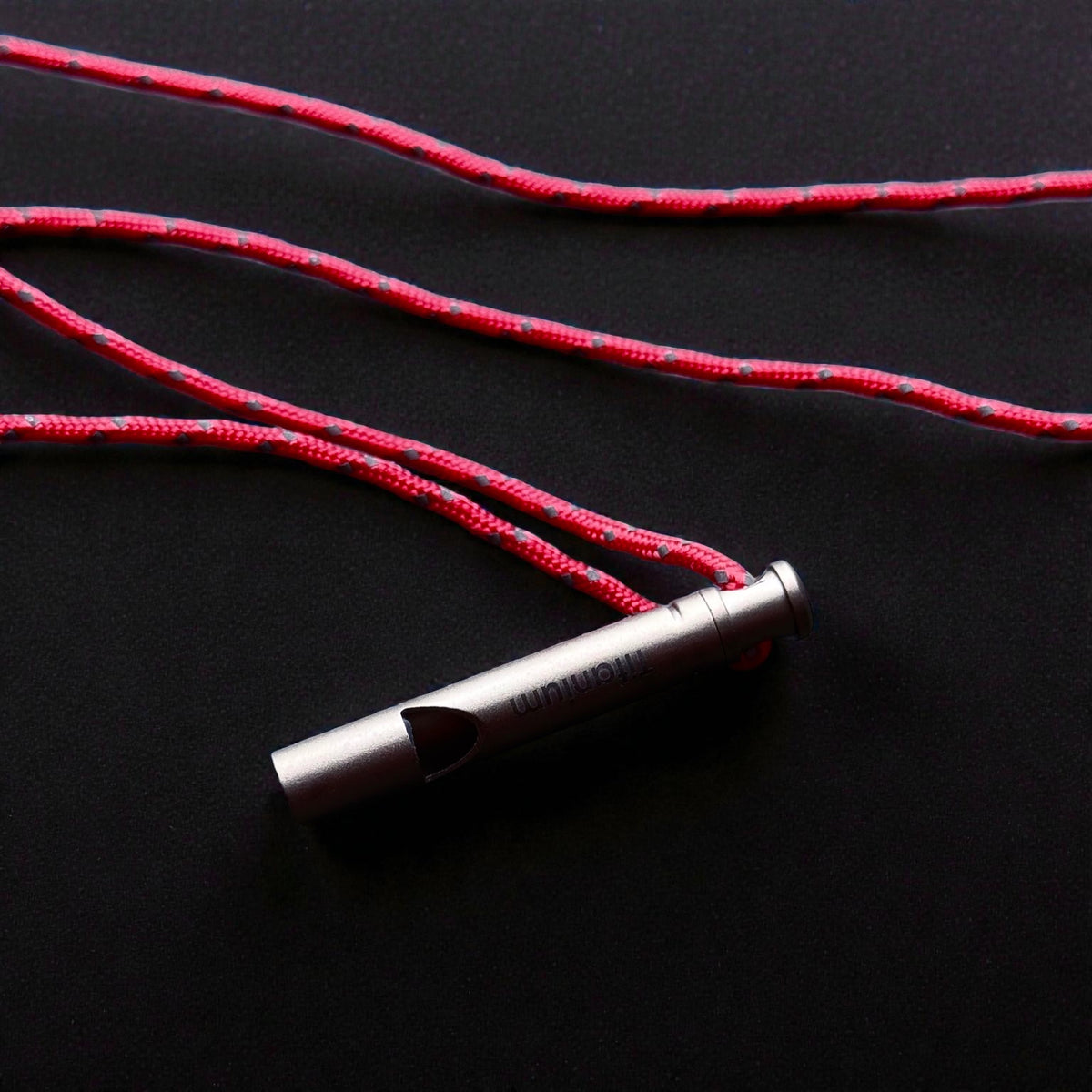 Titanium Emergency Whistle · 55 mm