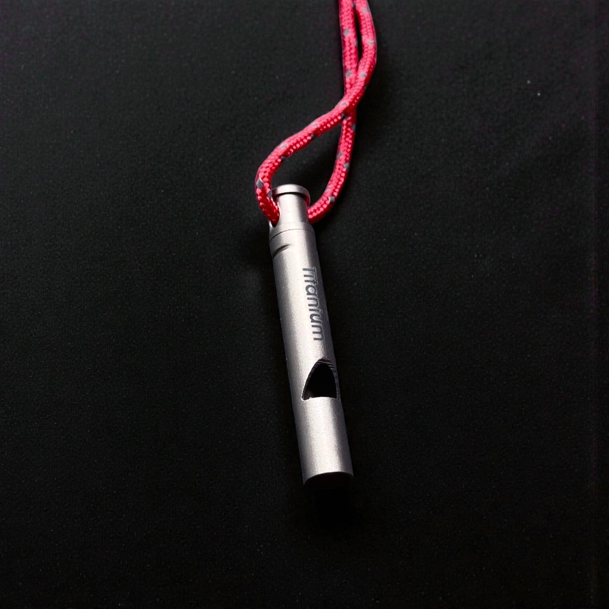 Titanium Emergency Whistle · 55 mm