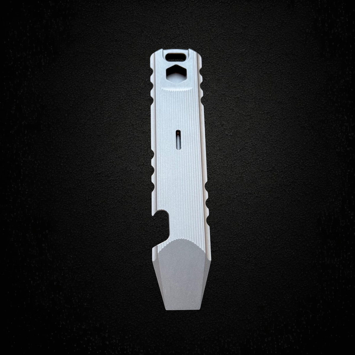 Heavy-Duty Titanium Crowbar with Hex Wrench · 120 mm