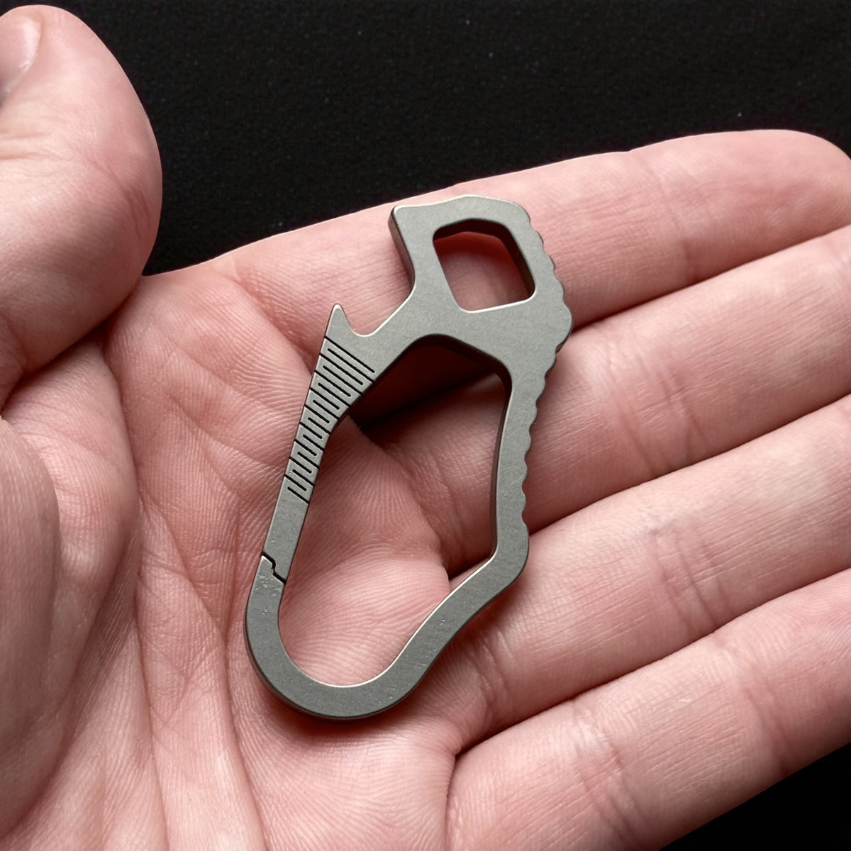 Titanium Keychain Carabiner Clip · 37 mm or 59 mm
