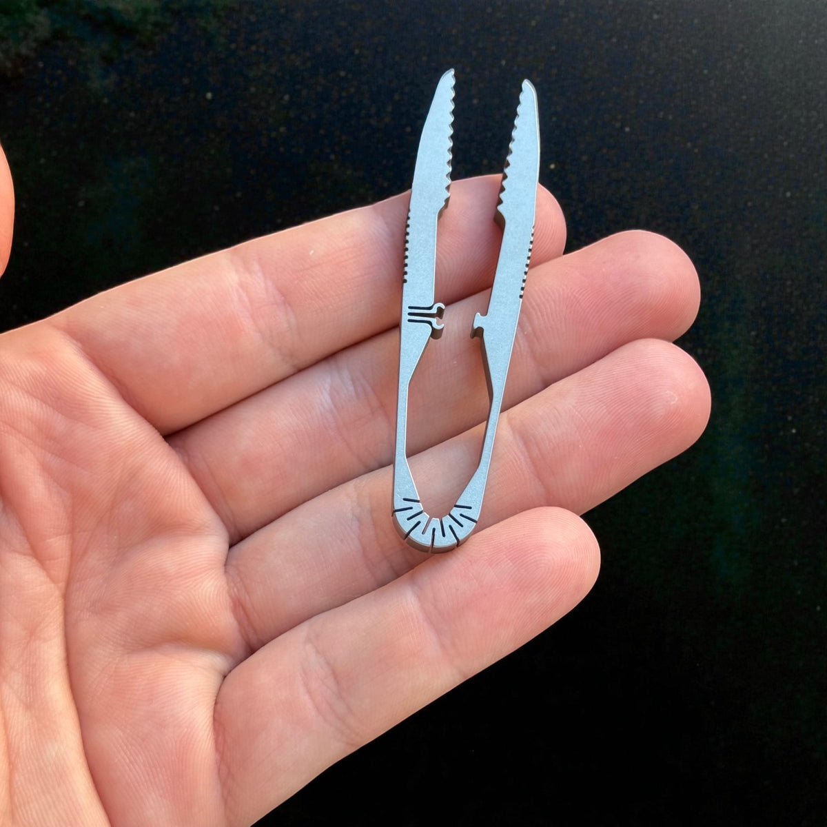 Titanium Tweezers for Grooming & Camping · 71 mm