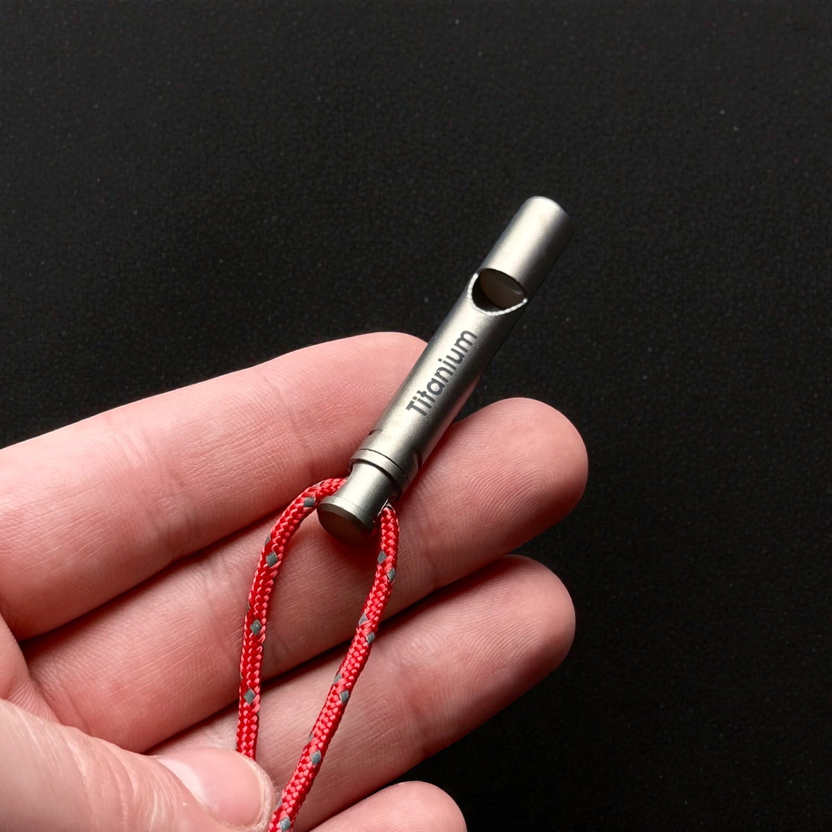 Titanium Emergency Whistle · 55 mm